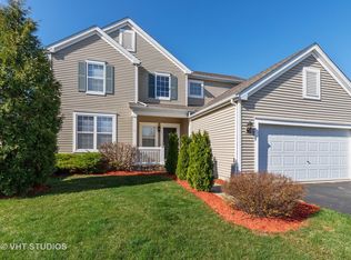 2317 W Cascade Cir, Round Lake, IL 60073