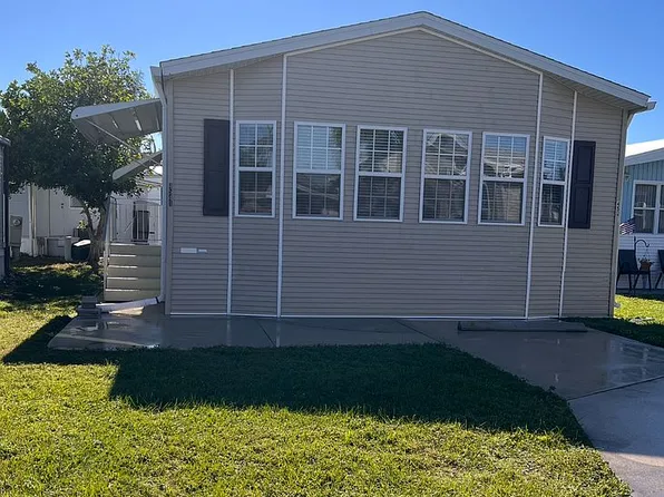 4541 Liberty Ln E, Estero, FL 33928