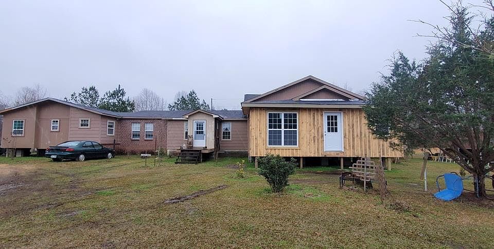 1st image of 2112 Pipeline Ln NE