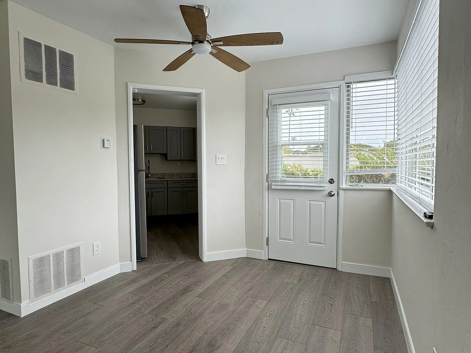 1 bed, 800 sqft, $3,300 — Photo 4
