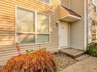 6916 NE 43rd St APT B, Vancouver, WA 98661