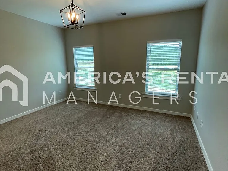 10317 Middleton Rd — Photo 14