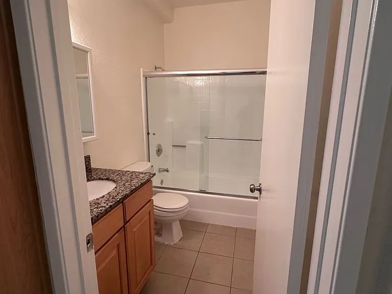 1840 VILLA ROSE — Photo 9
