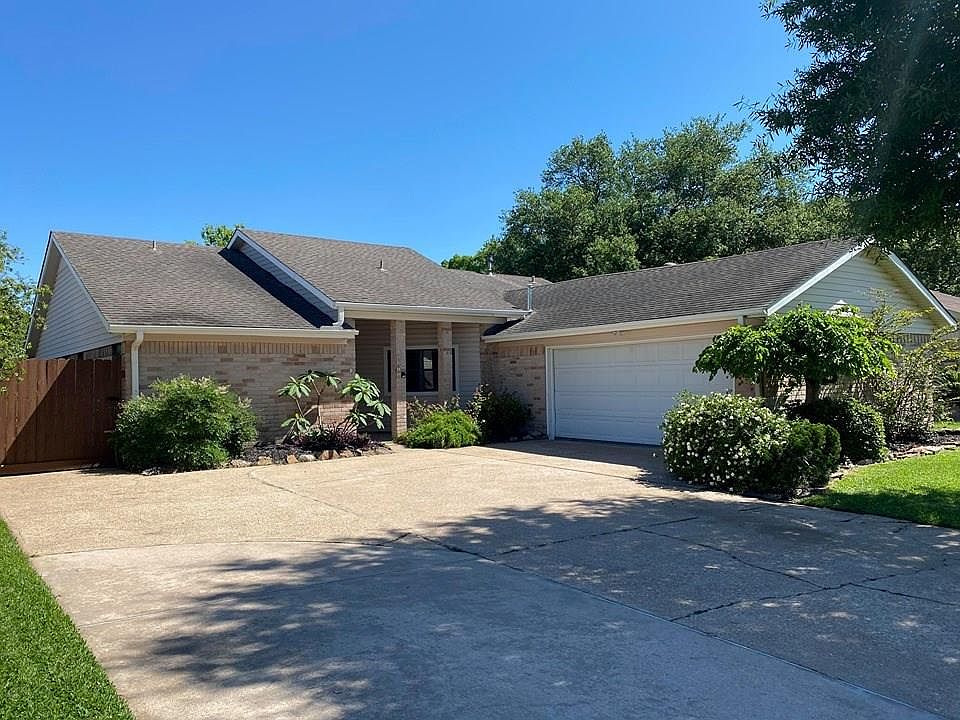 1st image of 4915 Rainwater Dr