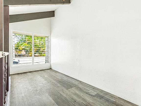 4th image of 94-282 Kupulau Pl