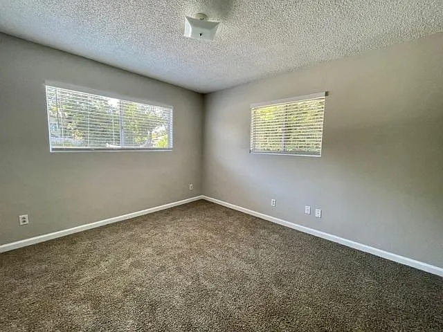 8259 Roy St — Photo 12