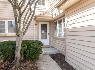 3025 N River Birch Dr UNIT G, Brookfield, WI 53045