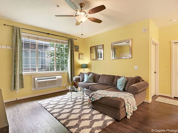 3rd image of 7988 NE Miriam Way