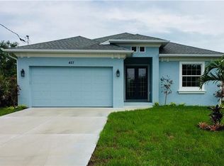 111 Wagon Pl, Rotonda West, FL 33947