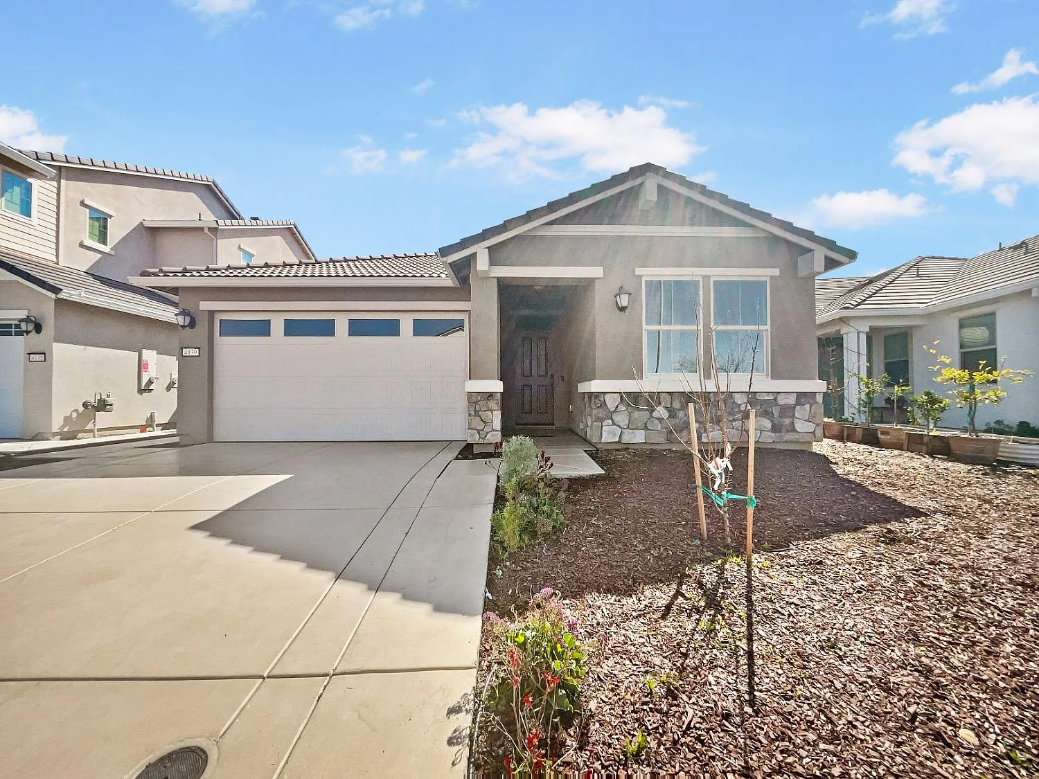 4139 Cypress Grove Dr photo 1