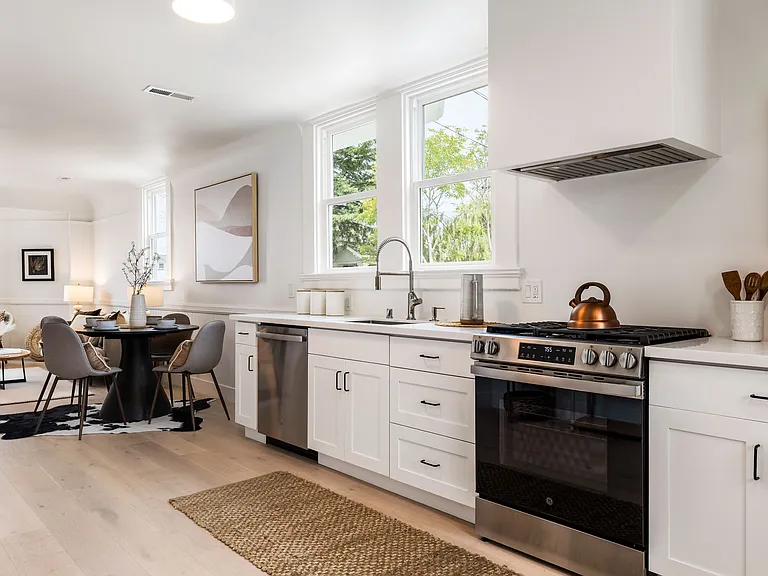 6528 Raymond St #6526 — Photo 9