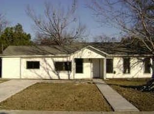 1808 Cottonwood Rd, Carrollton, TX 75006