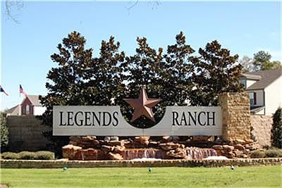 Legends Ranch is a gated community (manned 24/7 with a uniformed guard) with easy access to the Hardy Toll Road and future Grand Parkway.
