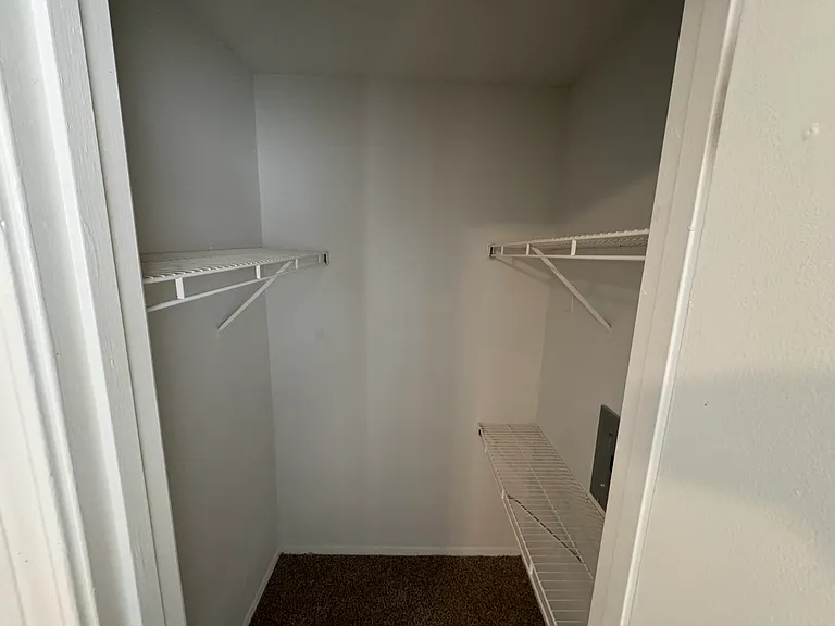 Hunting Ridge Apartments — Photo 35