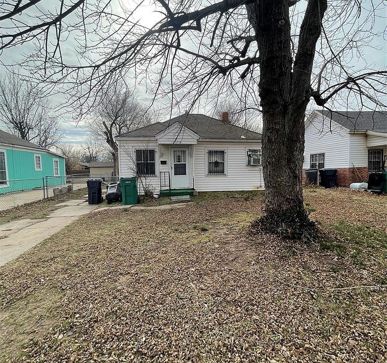 1st image of 2216 SW 21st St