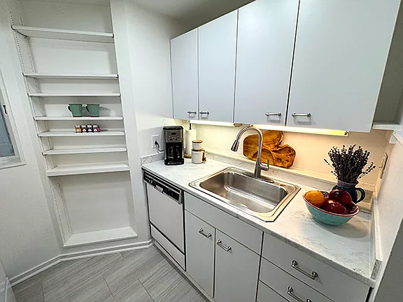 4432 Q St NW — Photo 9