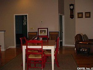 2nd image of 2200 Bellevue Ave