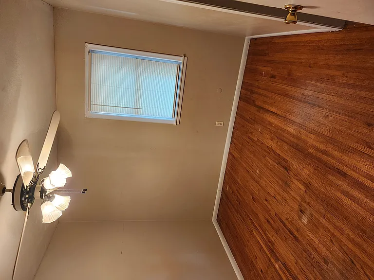 5104 Vincent Ave N #5106 — Photo 8