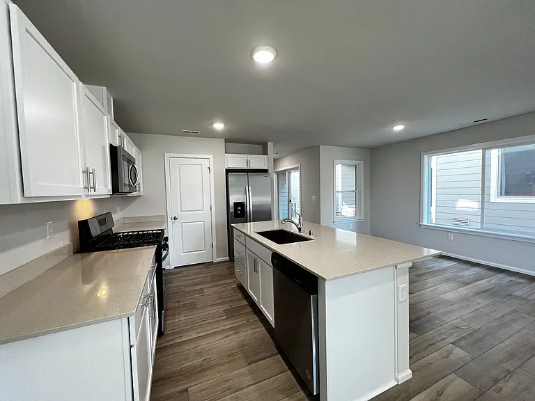 2712 Mayes Rd SE — Photo 22