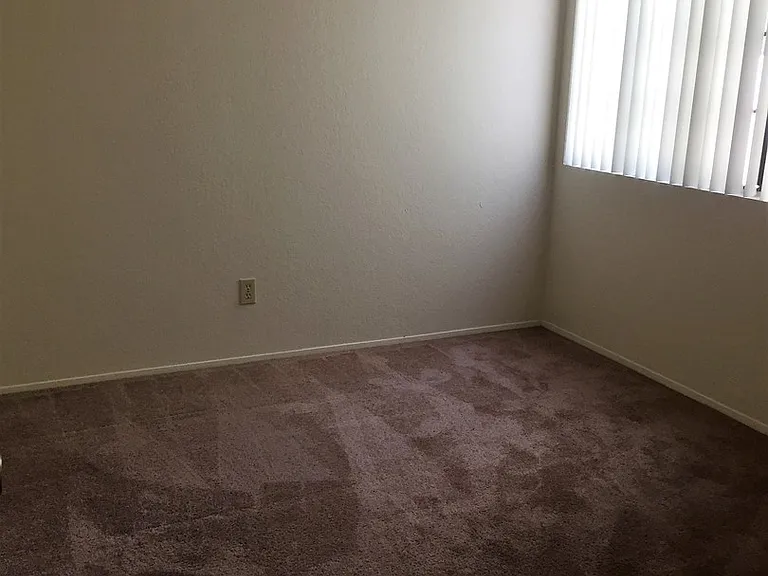Los Olivos Apartments — Photo 59