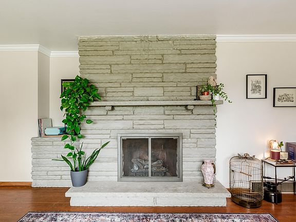5th image of 50 Limestone Blvd