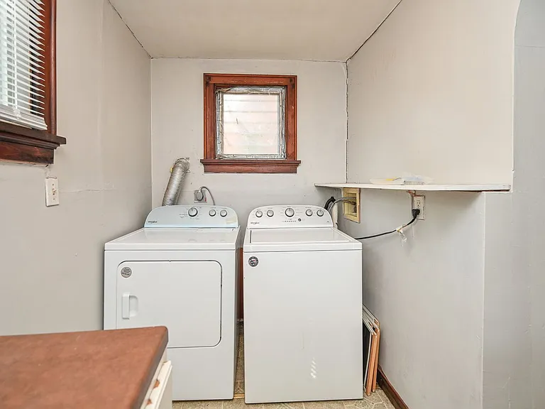 2125 W Clifton Ave #B — Photo 15