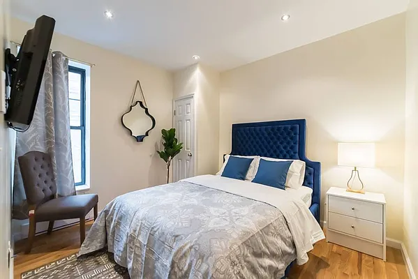 Rented by Walter & Samuels Inc | media 21