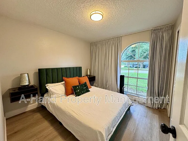 15912 Indian Wells Ct — Photo 14