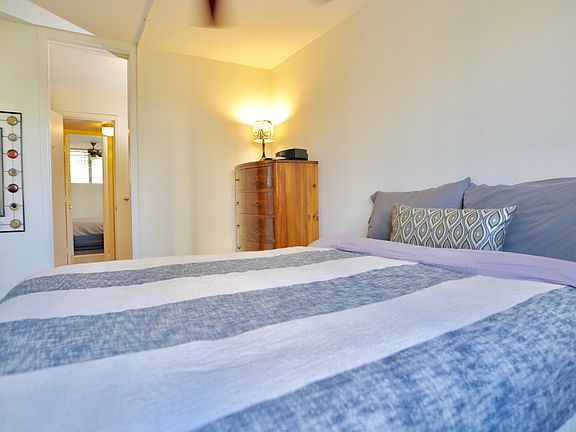 Bed with Jack in Jill bath