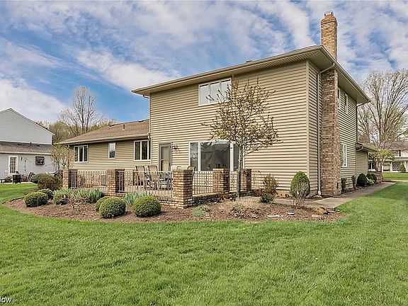 3rd image of 691 Davidson Dr