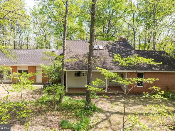 221 Settlers Ln, Stephenson, VA 22656