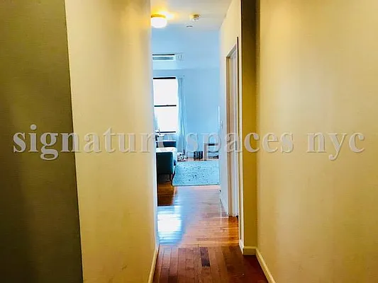 Rented by Signature Spaces NYC Corp | media 11