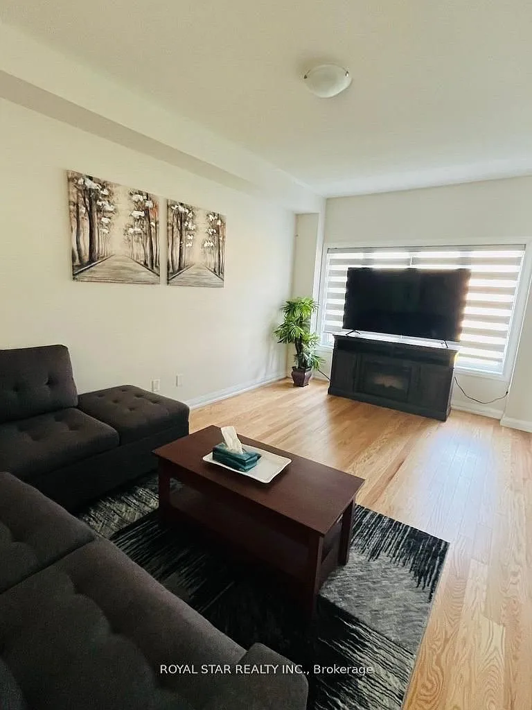 3 bed, $2,500 — Photo 3