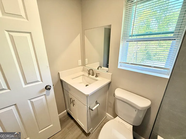 1826 Winchester Trl — Photo 20
