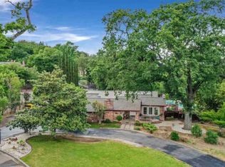 7756 Country Ln, Pleasanton, CA 94566