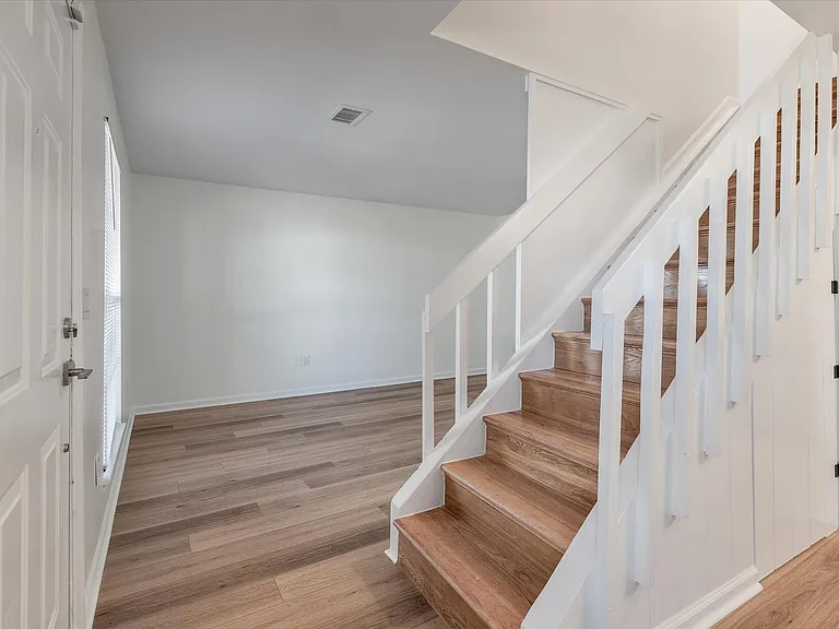 2494 Etiwan Ave #K11 — Photo 25