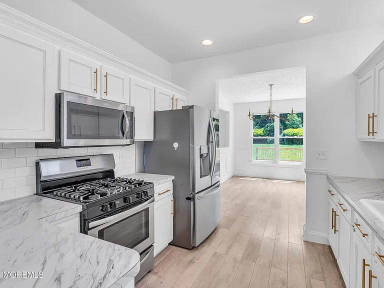 19 Longbrook Ln — Photo 13
