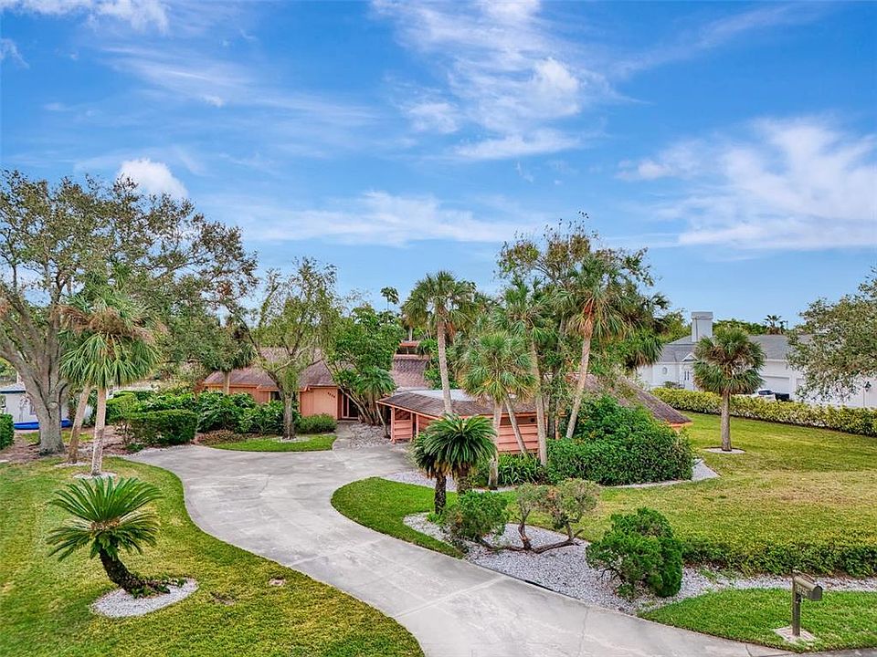 1st image of 3726 BENEVA OAKS BOULEVARD
