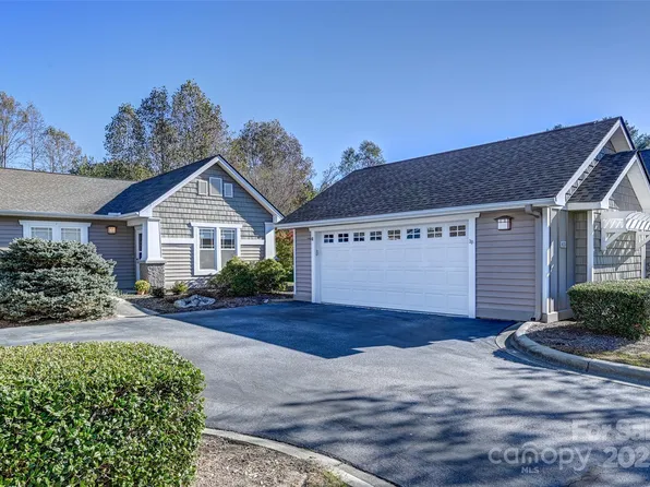 3905 Wood Duck Way, Hendersonville, NC 28792