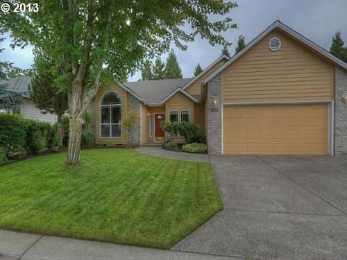 1st image of 692 Lakefair Pl N