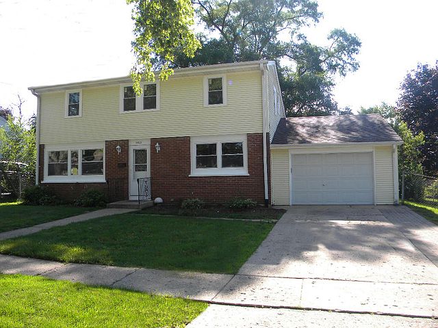 1st image of 6023 Hampton Dr