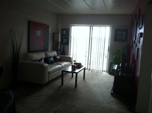 3rd image of 100 N Jefferson St APT 408
