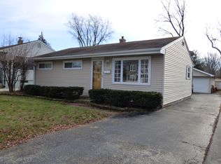 213 W Berkshire Ave, Lombard, IL 60148