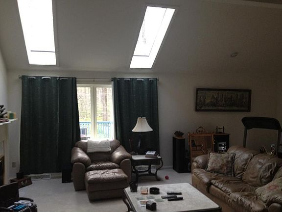 4th image of 306 Edgewood Dr
