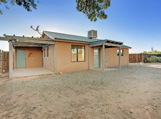 3 Lemon Ln, Espanola, NM 87532