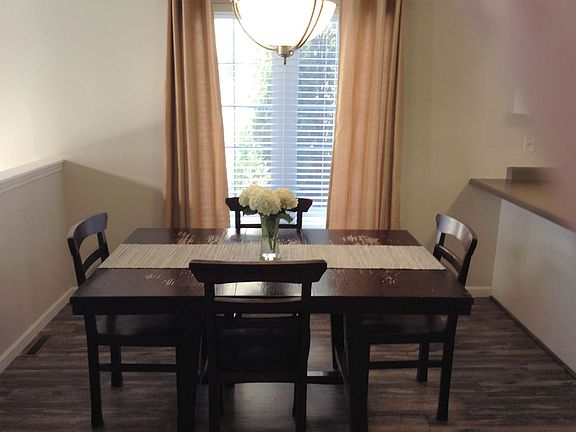 5th image of 2110 Avalon Ln