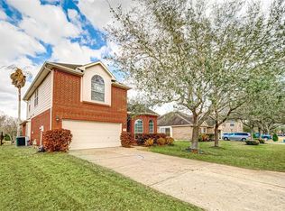 3123 E Cedar Hollow Dr, Pearland, TX 77584