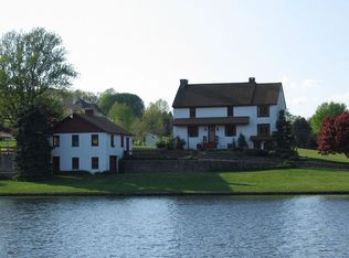 1654 Saint Peters Rd, Pottstown, PA 19465