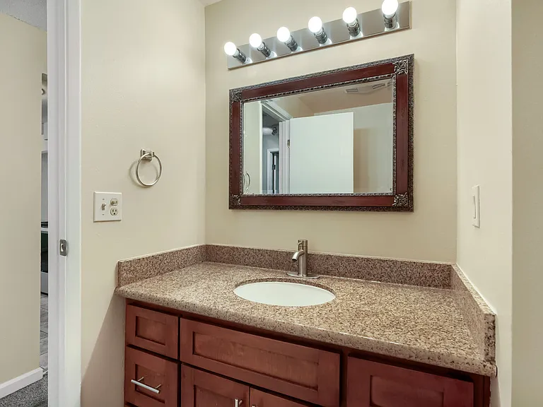 17208 NE 45th St #66 — Photo 14