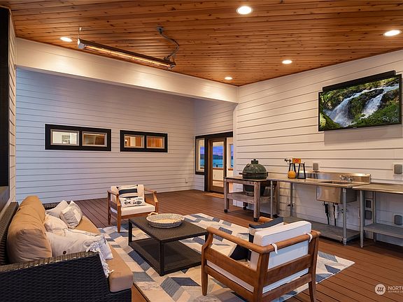 3rd image of 29727 Beach Drive NE